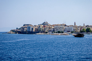 Αμερικανική παραγωγή στην Κέρκυρα με Τότσικα και Γεωργούλη – Ξεκίνησαν τα γυρίσματα