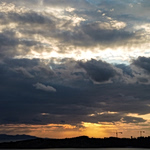 Καιρός: Νεφώσεις με τοπικές βροχές στην Αττική – Βελτίωση από το απόγευμα