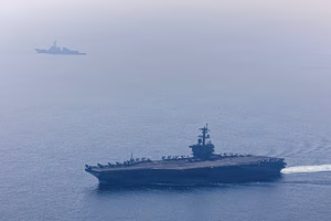 Ιρανικά ΜΜΕ: Χτύπημα στο αεροπλανοφόρο USS Abraham Lincoln