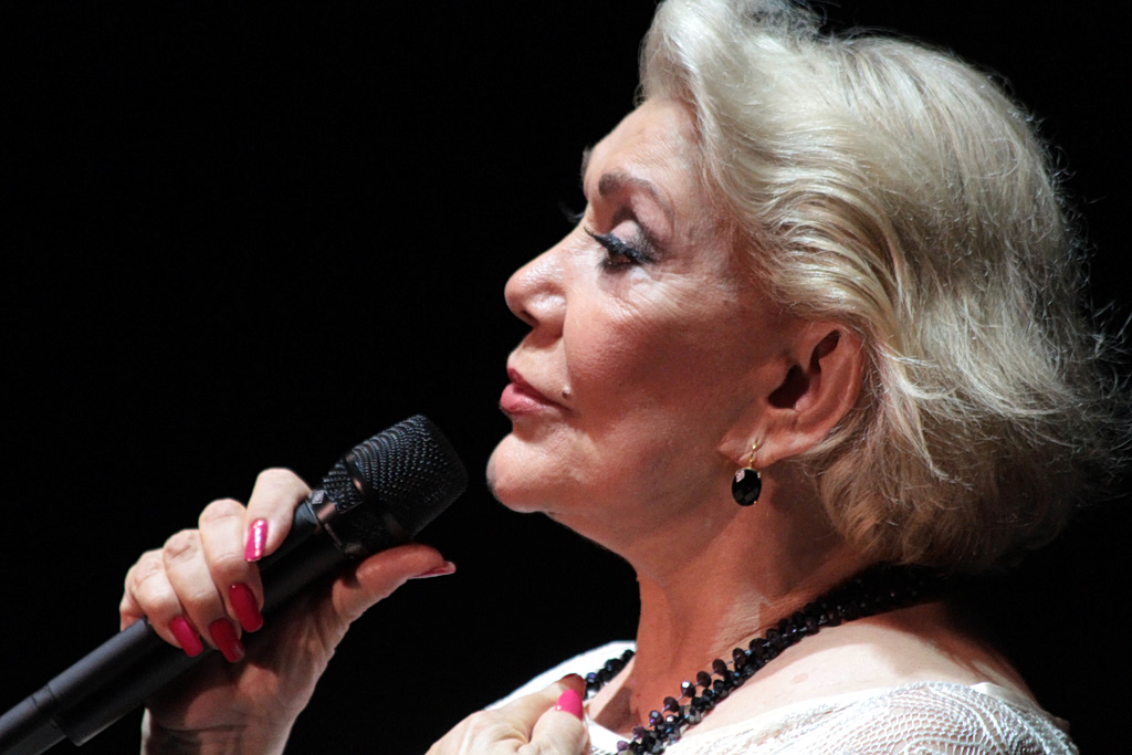 Έφυγε από τη ζωή η Μαρινέλλα – Θλίψη για την απώλεια της κορυφαίας ερμηνεύτριας