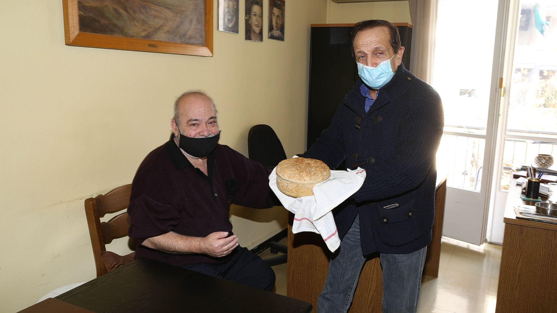 &Sigma;&pi;ύ&rho;&omicron;&sigmaf; &Mu;&pi;&iota;&mu;&pi;ί&lambda;&alpha;&sigmaf; &gamma;&iota;&alpha; &Chi;&rho;ή&sigma;&tau;&omicron; &Beta;&alpha;&lambda;&alpha;&beta;&alpha;&nu;ί&delta;&eta;: &laquo;&Eta; &sigma;&tau;ά&sigma;&eta; &zeta;&omega;ή&sigmaf; &sigma;&omicron;&upsilon; &mu;ή&nu;&upsilon;&mu;&alpha; &gamma;&iota;&alpha; ό&lambda;&omicron;&upsilon;&sigmaf; &mu;&alpha;&sigmaf;&raquo;