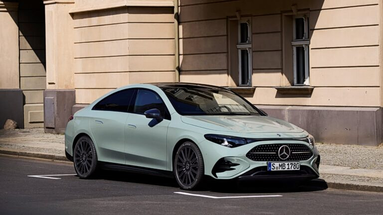Μercedes-Benz CLA: Με υβριδική …καρδιά