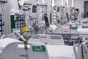 Βγήκε από την Εντατική η 23χρονη που προσβλήθηκε από μηνιγγίτιδα – Αγωνία για την αδελφή της που νοσηλεύεται