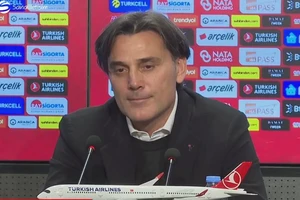 Εθνική Τουρκίας: Ρουμάνος ρεπόρτερ προκάλεσε τον… ετοιμόλογο Μοντέλα