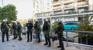 Ποινική δίωξη για τους οκτώ οπαδούς του ΠΑΟΚ μετά την εισβολή στα δημοσιογραφικά της Τούμπας