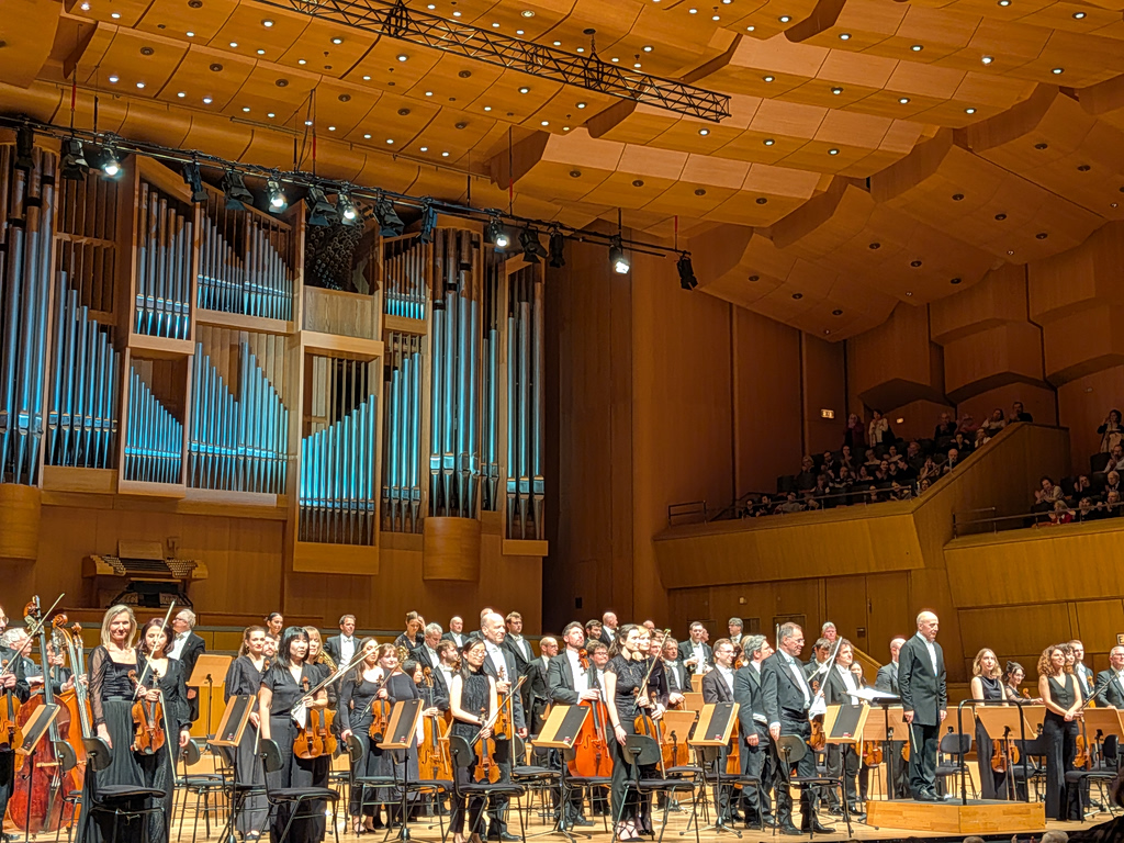 Καντορό και Φιλαρμονική του Λονδίνου σε ένα καλοπαιγμένο πρόγραμμα