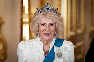 Το μήνυμα της βασίλισσας Καμίλα: Πώς μπορείς να μεταμορφώσεις τη ζωή σου