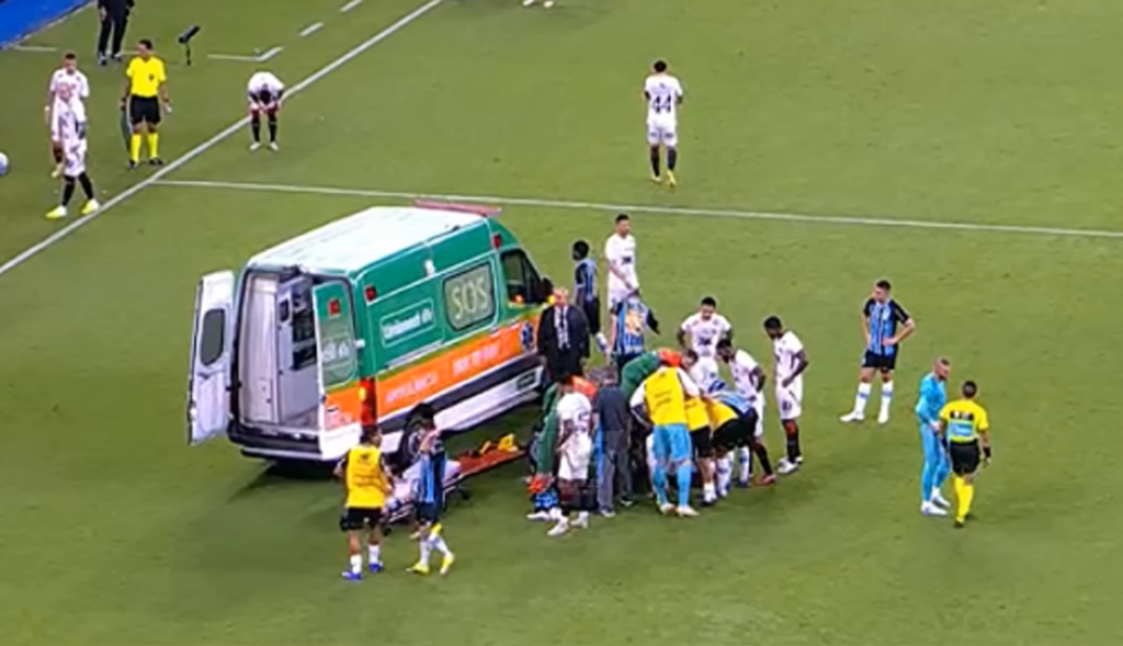 Ανατριχιαστικός τραυματισμός στη Βραζιλία, «πόνεσαν» ακόμα και οι αντίπαλοι (vid)