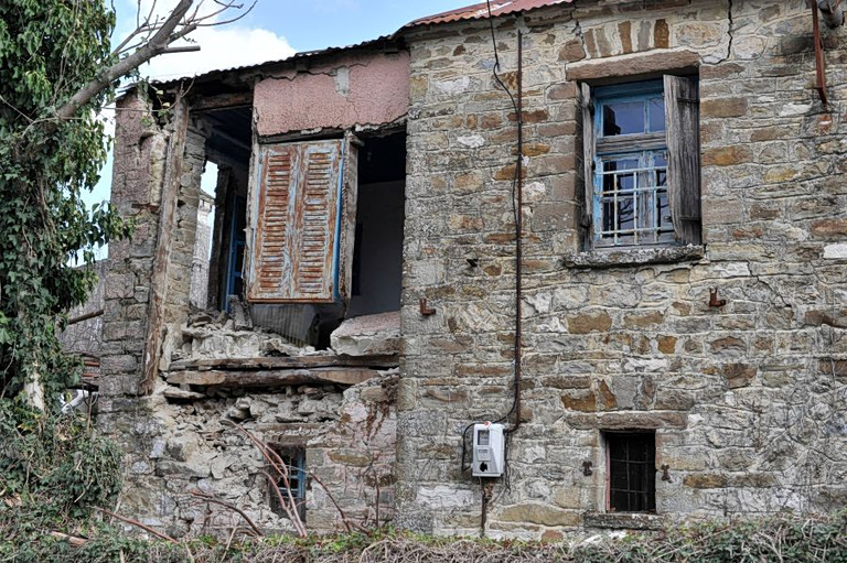 Κατεστραμμένο κτίριο σεισμού