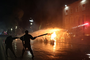 Πεδίο μάχης τα Τίρανα κατά την διάρκεια διαδήλωσης εναντίον της κυβέρνησης Έντι Ράμα