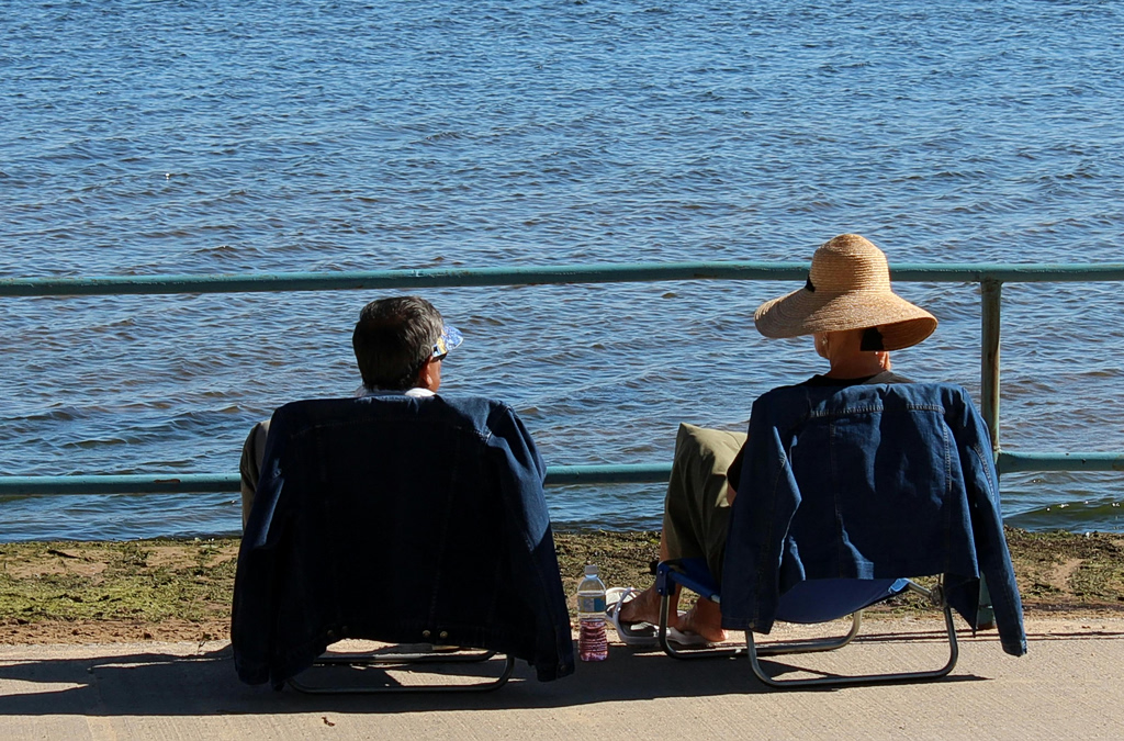 «Δεν θέλουμε παιδιά»: Ξενοδοχεία και εστιατόρια βάζουν «ταμπέλες» no kids – no pets