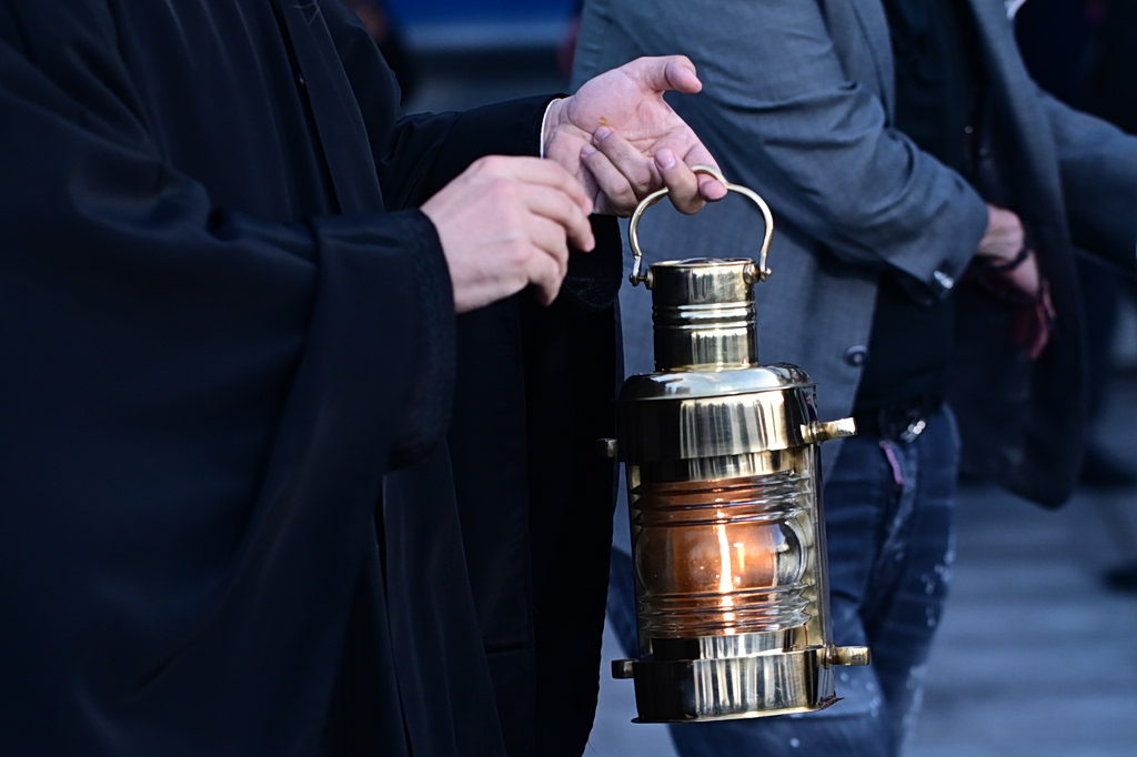 Σχέδιο για Πάσχα με Αγιο Φως από τα Ιεροσόλυμα