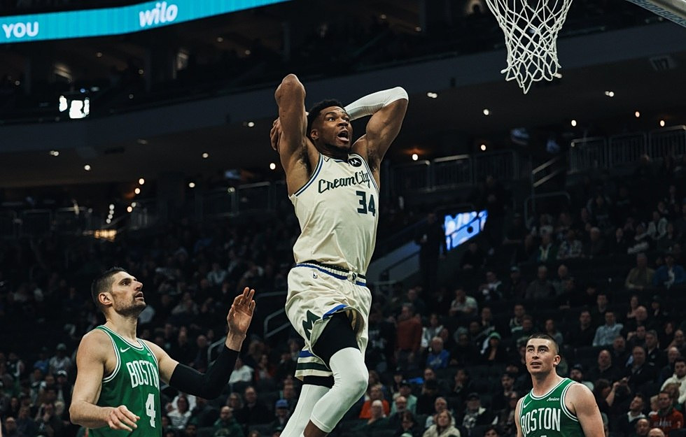 Αντετοκούνμπο: «Να βρω το πώς μπορώ να ταιριάξω στην ομάδα»