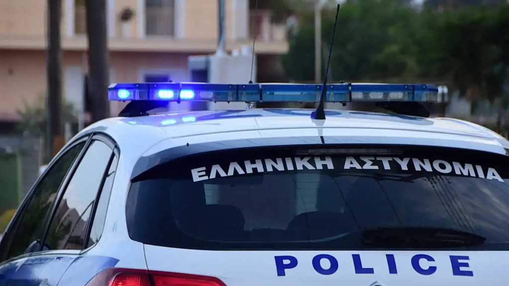 Τροχαίο στην Παλλήνη: Συνελήφθη 55χρονος – Οδηγούσε μεθυσμένος τα ανήλικα παιδιά του