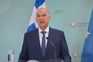 Δένδιας: Η Ελλάδα είναι προστατευμένη, η Κύπρος μπορεί πλέον να αισθάνεται ασφαλής από τα ιρανικά πυρά