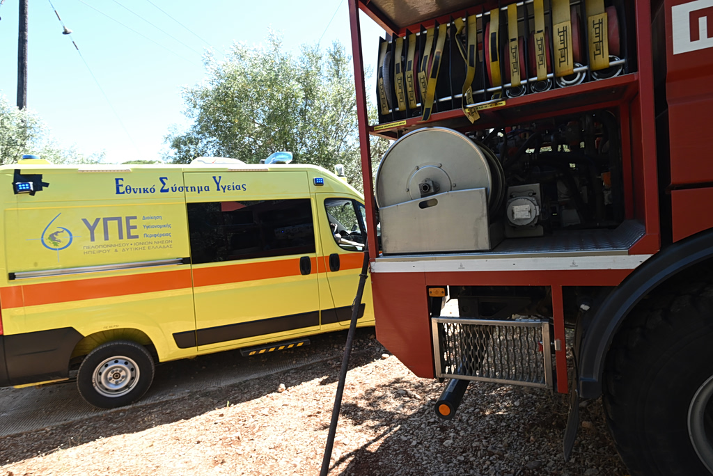 Άρτα: Κατολίσθηση εγκλώβισε εργάτη – Σε  εξέλιξη επιχείρηση διάσωσης