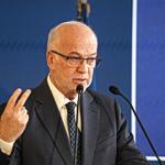 Απάντηση Φλωρίδη σε Καρυστιανού: Στις δίκες δεν προβλέπονται ειδικές θέσεις για υποψήφιους αρχηγούς κομμάτων