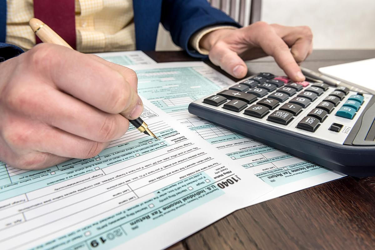 &Epsilon;&xi;&pi;&rho;έ&sigmaf; &epsilon;&pi;&iota;&sigma;&tau;&rho;&omicron;&phi;έ&sigmaf; &phi;ό&rho;&omicron;&upsilon; &kappa;ά&theta;&epsilon; &epsilon;&beta;&delta;&omicron;&mu;ά&delta;&alpha;