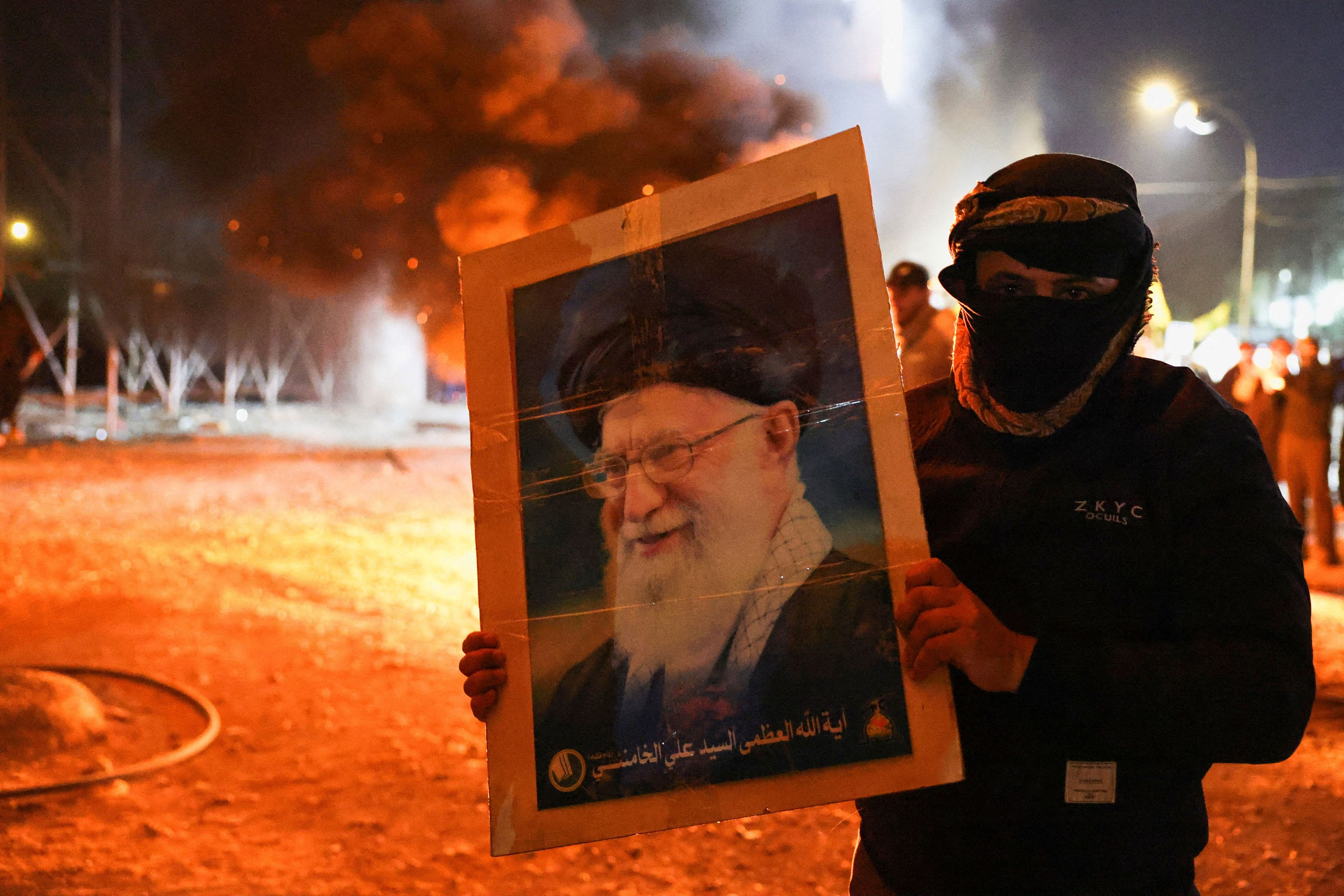 &Tau;&omicron; &Pi;&epsilon;&nu;&tau;ά&gamma;&omega;&nu;&omicron; &delta;&eta;&lambda;ώ&nu;&epsilon;&iota; ό&tau;&iota; &kappa;&alpha;&tau;έ&sigma;&tau;&rho;&epsilon;&psi;&epsilon; &tau;&omicron; &alpha;&rho;&chi;&eta;&gamma;&epsilon;ί&omicron; &tau;&omega;&nu; &Phi;&rho;&omicron;&upsilon;&rho;ώ&nu; &tau;&eta;&sigmaf; &Epsilon;&pi;&alpha;&nu;ά&sigma;&tau;&alpha;&sigma;&eta;&sigmaf; &tau;&omicron;&upsilon; &Iota;&rho;ά&nu;