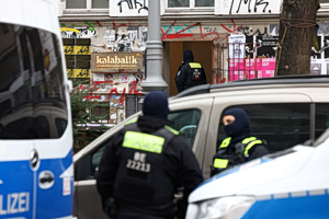 Οικογενειακή τραγωδία στη Γερμανία: Πατέρας σκότωσε τον 13χρονο γιο του – Τραυμάτισε βαριά μητέρα και κόρη