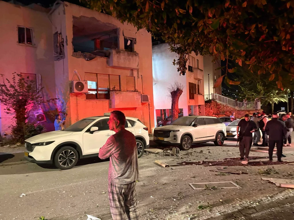 Σπίτι σε προάστιο της Χάιφα υπέστη ζημιές από ιρανικά πυρομαχικά διασποράς