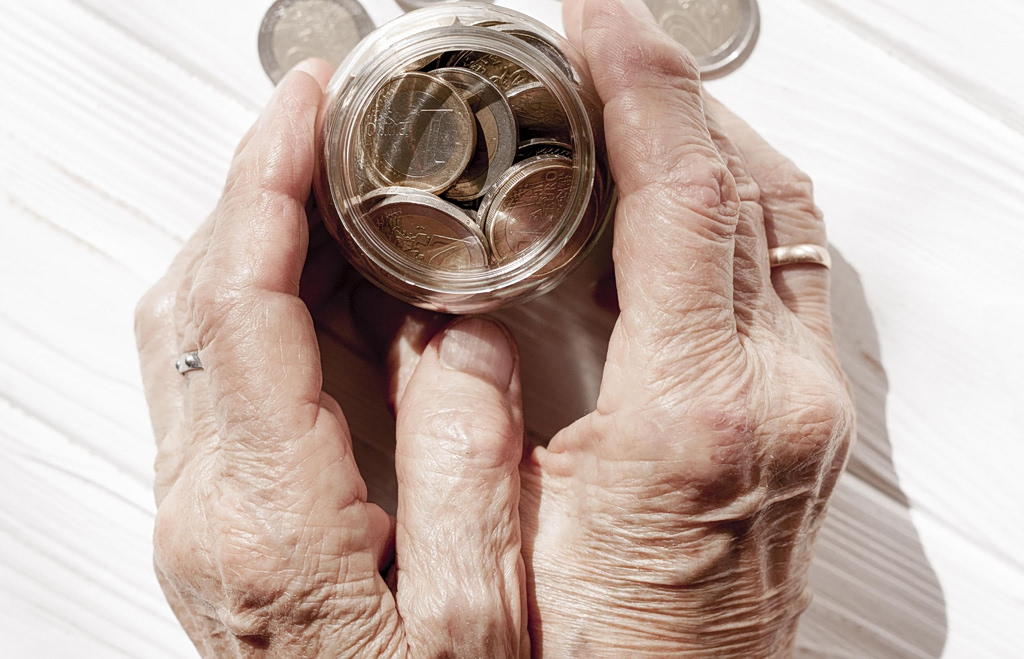 Πώς θα δείτε αύξηση 50% στη σύνταξή σας: Αναλυτικά οι συνταξιούχοι που δικαιούνται το επίδομα