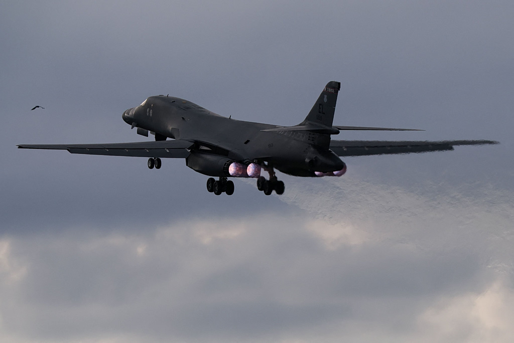 Μπαράζ δηλώσεων ΗΠΑ–Ιράν: «Κενές οι απειλές σου» λέει η Τεχεράνη – «Ίσως υπάρξει διάλογος» απαντά ο Τραμπ