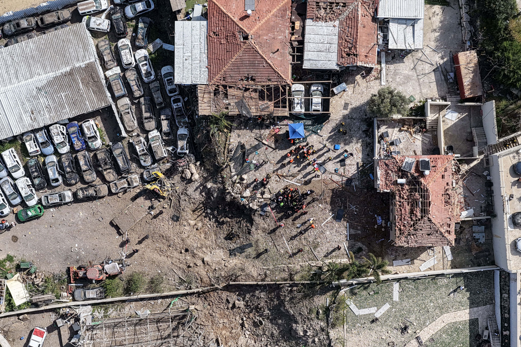 Νέες απειλές Τεχεράνης προς τις χώρες του Κόλπου – Το Ιράν στόχευσε πολεμικό πλοίο των ΗΠΑ