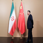 Πόλεμος στο Ιράν: Παρέμβαση της Κίνας – Ζητά από την Τεχεράνη να ανοίξει τα Στενά του Ορμούζ