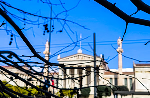 Καιρός: Αίθριος με τοπικές βροχές στα δυτικά και θερμοκρασία έως 18°C