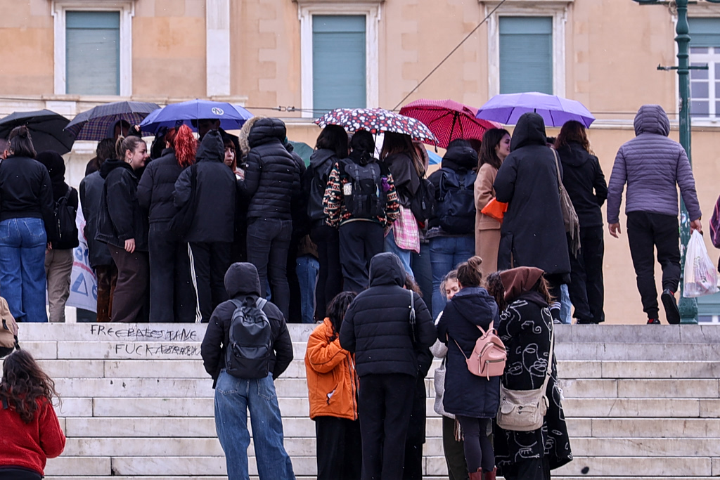 Καιρός: Ισχυρές βροχές και καταιγίδες σε μεγάλο μέρος της χώρας – Τι ώρες θα επηρεαστεί σήμερα η Αττική
