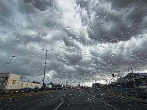 Επελαύνει η κακοκαιρία: Οι περιοχές που βρίσκονται στο κόκκινο