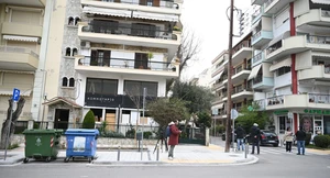 Νέο βίντεο από τη δολοφονία στην Καλαμαριά: Καταγράφεται η στιγμή που ο 20χρονος καταρρέει