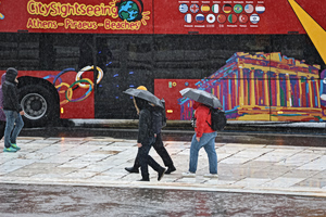 Προ των πυλών η κακοκαιρία Erminio: Σε κόκκινο συναγερμό 7 περιοχές – Τι αποφασίστηκε για τα τα σχολεία