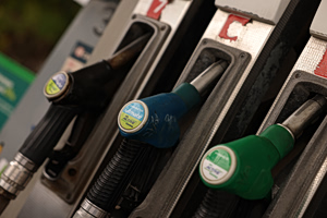 Fuel Pass 2026: Δικαιούχοι, ποσά και διαδικασία πληρωμής –  Όλες οι λεπτομέρειες της επιδότησης καυσίμων