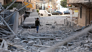 Το Παρίσι τριπλασιάζει την ανθρωπιστική βοήθεια στον Λίβανο με αποστολή 60 τόνων υλικού