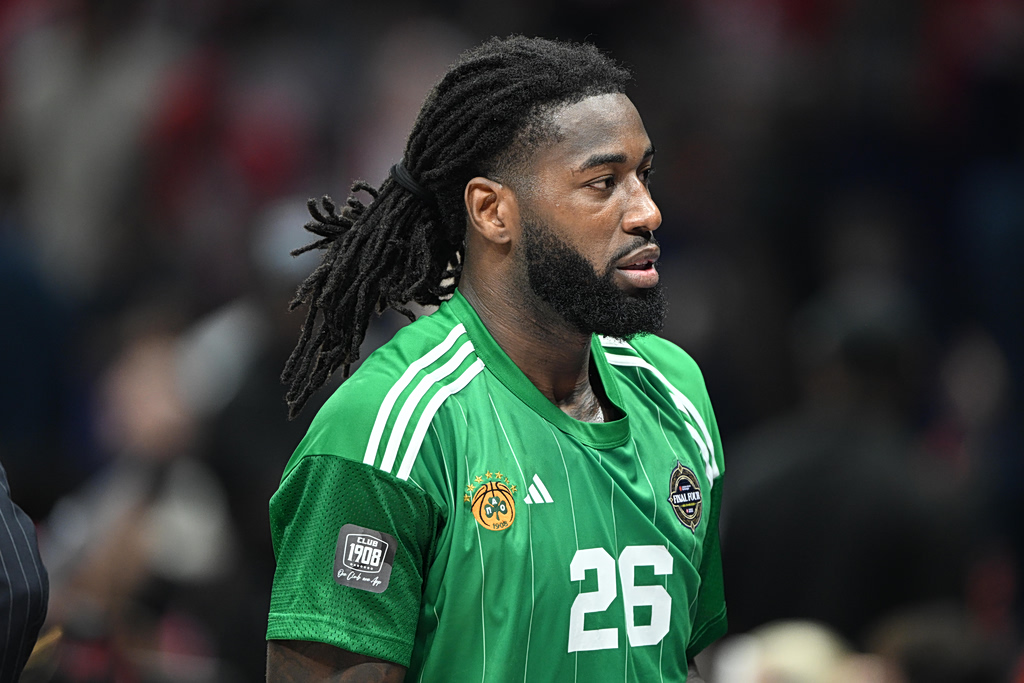 Ο Ματίας Λεσόρτ για την επιστροφή του στα παρκέ: «Δεν ξέρω ακριβώς πώς θα νιώσω, μόνο ο Θεός το ξέρει»