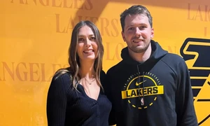 Η Σαράποβα αποθεώνει τον Λούκα Ντόντσιτς μετά το μαγικό buzzer beater που χάρισε τη νίκη στους Λέικερς