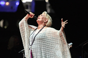 Μαρινέλλα: Οι πολλές ζωές ενός μύθου