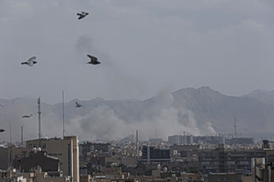 Το MEGA στη δίνη του πολέμου στη Μέση Ανατολή – Όλες τις εξελίξεις