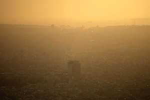 Ξέσπασμα αφρικανικής σκόνης στη Δυτική Ευρώπη προκαλεί εκτεταμένες λασποβροχές