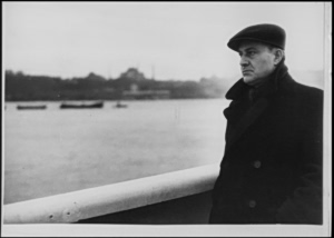 Τριάντα χρόνια μιας τόσο κοντινής απουσίας