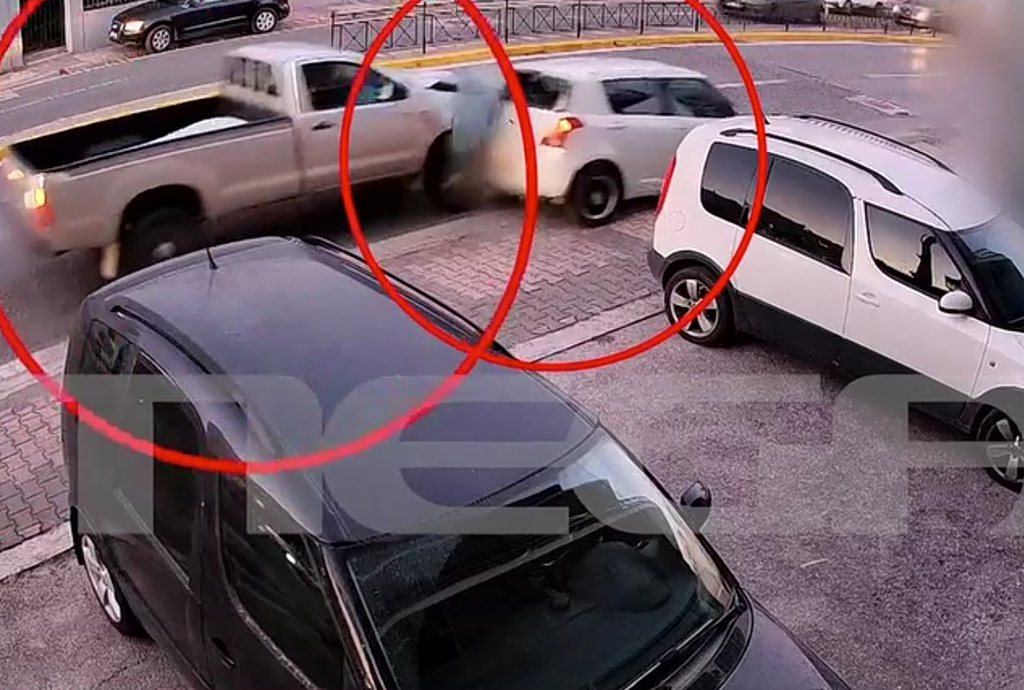 Παλλήνη: Βίντεο ντοκουμέντο από τροχαίο που προκάλεσε μεθυσμένος οδηγός με τα ανήλικα παιδιά του στο αυτοκίνητο