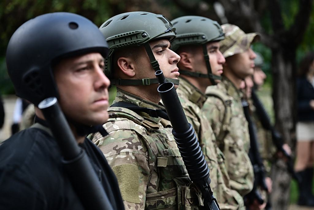 25η Μαρτίου: Έτοιμη η Αθήνα για την μεγάλη στρατιωτική παρέλαση (video)