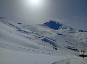 Συνάντηση κορυφής με 11 ολυμπιονίκες και διεθνείς πρωταθλητές σκι στο «Parnassos Alpine Festival»