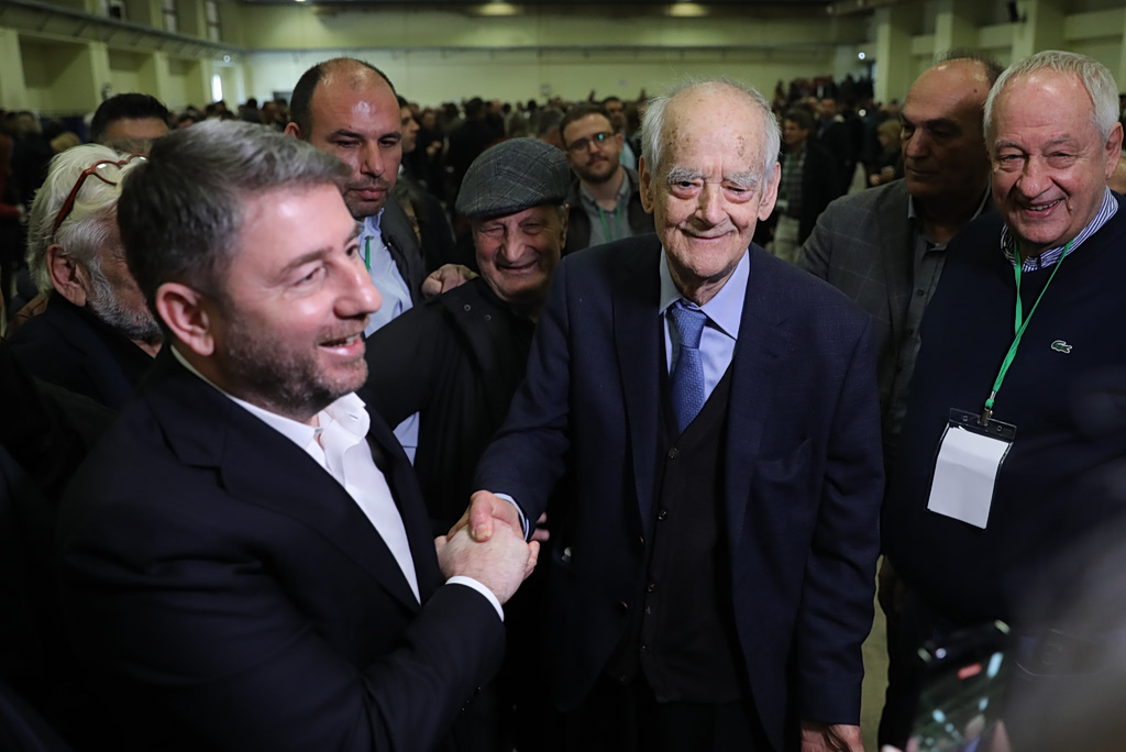 Στον «κουβά» οι προβλέψεις…