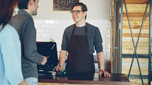 Πάσχα: Πώς θα πληρωθεί η εργασία για όσους δουλεύουν