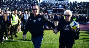 Πρασσάς: «Αφιερώνω το πρωτάθλημα στον κόσμο της Καλαμάτας και στην οικογένειά μου» (video)