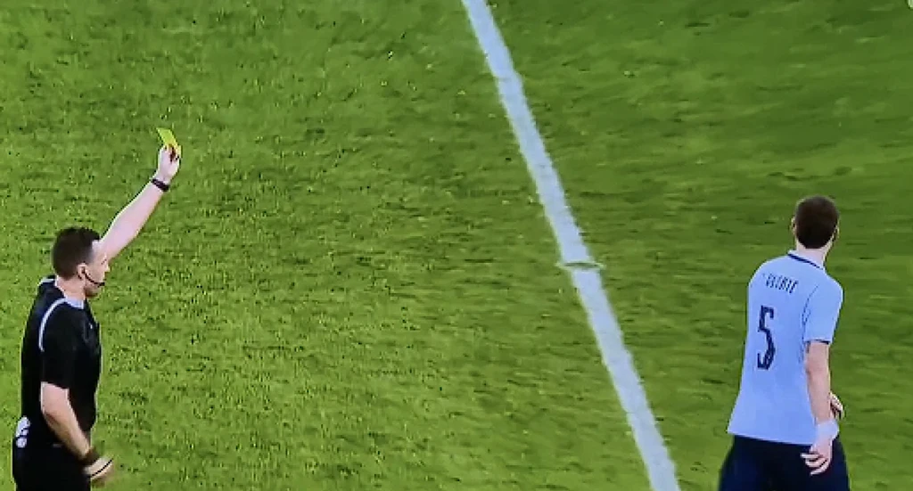 Χαμός στο Γουέμπλεϊ – Δύο κίτρινες στον Ουγκάρτε, αλλά… χωρίς αποβολή!