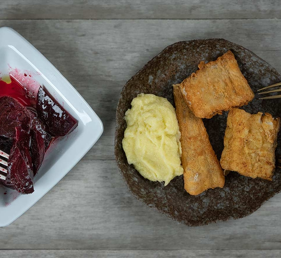 Αυτή είναι η συνταγή για τον τέλειο μπακαλιάρο σκορδαλιά